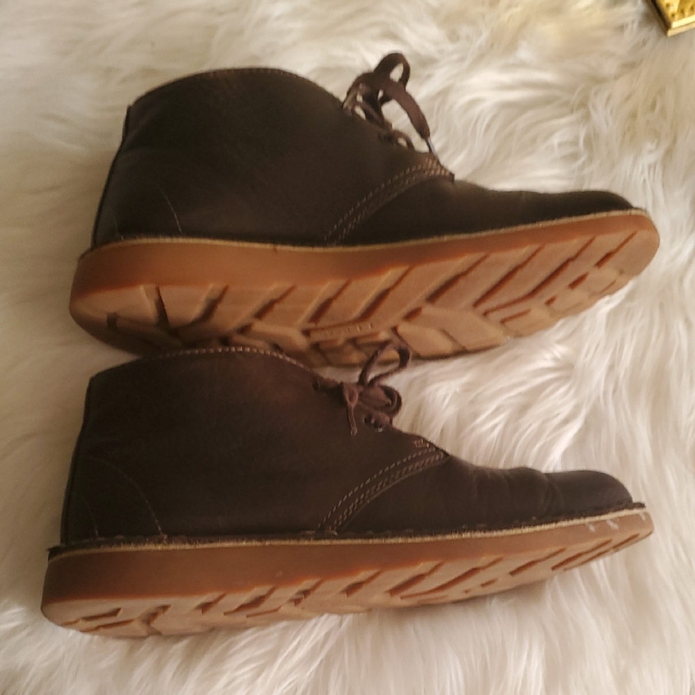 L.L. Bean Dark Brown Chukka Boots - Picture 7 of 15